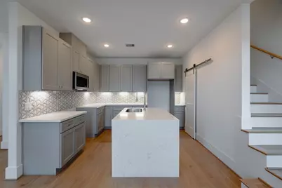 7609 Victory Reserve Street, Houston, TX 77088 - Photo 10