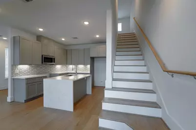 7609 Victory Reserve Street, Houston, TX 77088 - Photo 16