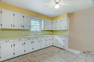 195 E Chance Rd, Lumberton, TX 77657 - Photo 14