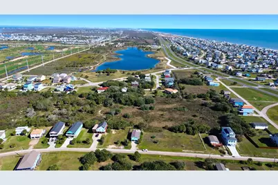 3901 Las Palmas, Galveston, TX 77554 - Photo 4
