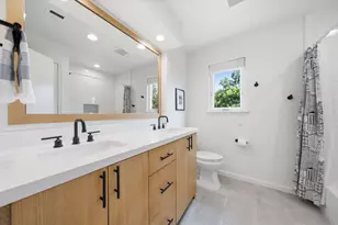 6134 Rena St, Houston, TX 77092 - Photo 36