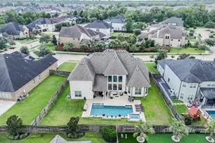 2106 Old Town Dr, Missouri City, TX 77459 - Photo 1