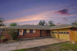 1803 Sea Queen Ct, Houston, TX 77008 - Photo 1