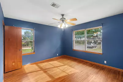 1803 Sea Queen Court, Houston, TX 77008 - Photo 14