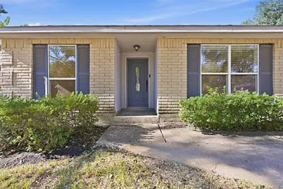 6129 Creekside Lane, League City, TX 77573 - Photo 2