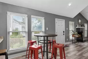 57 Hideaway Dr, Friendswood, TX 77546 - Photo 2
