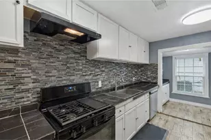 105 Pompano Ave, Galveston, TX 77550 - Photo 10