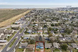 105 Pompano Ave, Galveston, TX 77550 - Photo 18