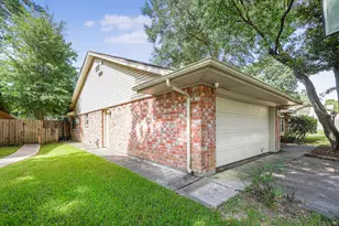 2102 Oak Shores Dr, Houston, TX 77339 - Photo 6