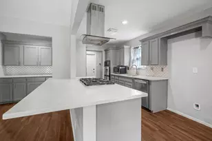 2102 Oak Shores Dr, Houston, TX 77339 - Photo 8