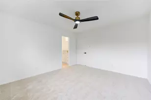 19223 Foxtree Ln, Houston, TX 77094 - Photo 38