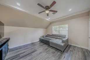 3119 Scenic Elm St, Houston, TX 77059 - Photo 26