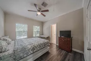 3119 Scenic Elm St, Houston, TX 77059 - Photo 32