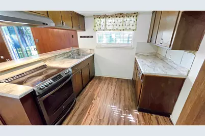 4142 Brookston Street, Houston, TX 77045 - Photo 8