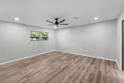 213 Westview Drive, Sealy, TX 77474 - Photo 16