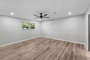 213 Westview Dr, Sealy, TX 77474 - Photo 16