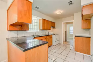 9526 Balsam Ln, Houston, TX 77078 - Photo 22