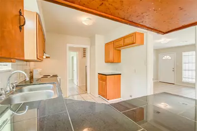 9526 Balsam Lane, Houston, TX 77078 - Photo 24