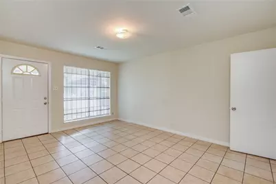 9526 Balsam Lane, Houston, TX 77078 - Photo 8