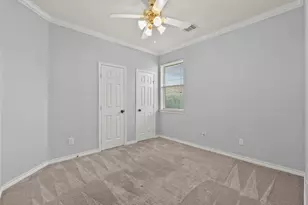 323 Colony Creek Dr, Dickinson, TX 77539 - Photo 34