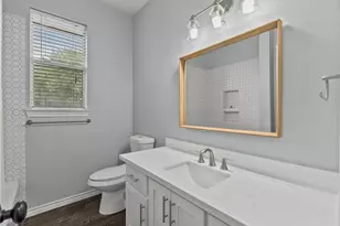 323 Colony Creek Dr, Dickinson, TX 77539 - Photo 36