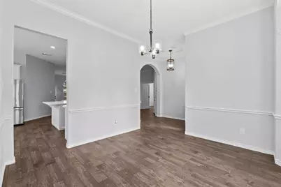 323 Colony Creek Drive, Dickinson, TX 77539 - Photo 6