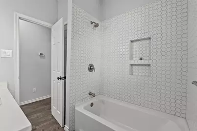 323 Colony Creek Drive, Dickinson, TX 77539 - Photo 26