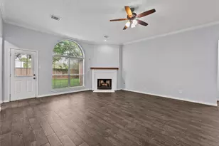 323 Colony Creek Dr, Dickinson, TX 77539 - Photo 14