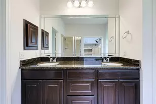 13310 Dove Shores Ct, Houston, TX 77044 - Photo 10