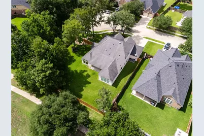13310 Dove Shores Court, Houston, TX 77044 - Photo 38