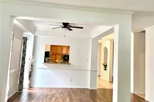 24914 Aughton Ct, Spring, TX 77389 - Photo 8