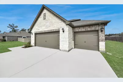 16735 Rockwall Street, Conroe, TX 77303 - Photo 4
