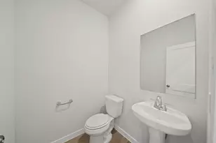 317 Bennett St, Angleton, TX 77515 - Photo 4