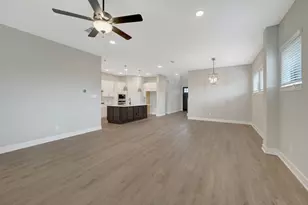 12203 Canal Vw Blvd, Mont Belvieu, TX 77523 - Photo 32