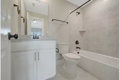 12203 Canal View Boulevard, Mont Belvieu, TX 77523 - Photo 40