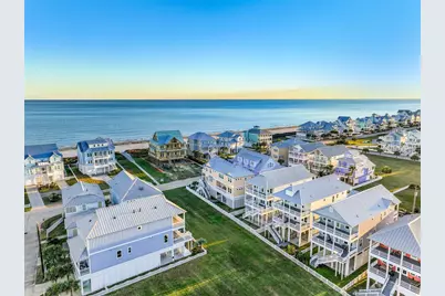 3839 Periwinkle, Galveston, TX 77554 - Photo 4