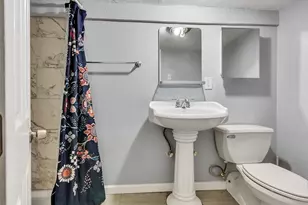 5019 Ave M 1/2, Galveston, TX 77551 - Photo 32