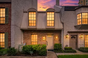 5328 Brownway St, Houston, TX 77056 - Photo 2