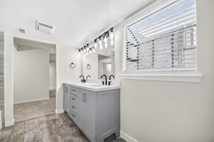 5328 Brownway St, Houston, TX 77056 - Photo 18