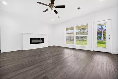 229 Blue Hill Drive, Montgomery, TX 77356 - Photo 8