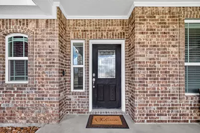 9642 Keeneland Circle, Mont Belvieu, TX 77523 - Photo 12
