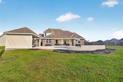 9642 Keeneland Circle, Mont Belvieu, TX 77523 - Photo 46