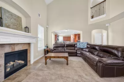 9642 Keeneland Circle, Mont Belvieu, TX 77523 - Photo 14