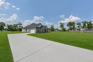 6427 Tomahawk Dr, Baytown, TX 77523 - Photo 38