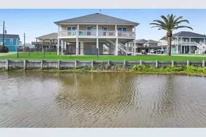 2946 Laguna Drive, Crystal Beach, TX 77650 - Photo 6