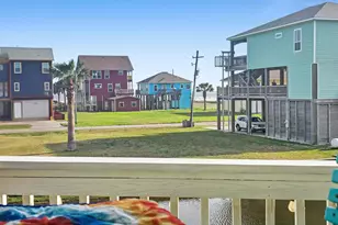 2946 Laguna Dr, Crystal Beach, TX 77650 - Photo 20