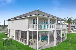 2946 Laguna Dr, Crystal Beach, TX 77650 - Photo 38