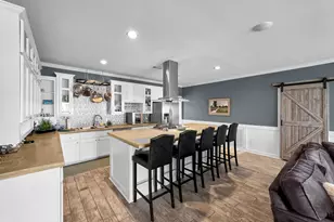 2946 Laguna Dr, Crystal Beach, TX 77650 - Photo 26