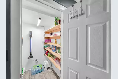 2946 Laguna Drive, Crystal Beach, TX 77650 - Photo 18