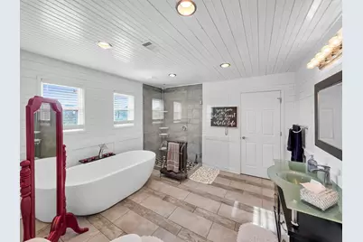 2946 Laguna Drive, Crystal Beach, TX 77650 - Photo 40